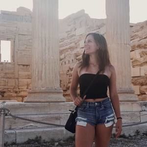 Meet your Posher, Alexandra